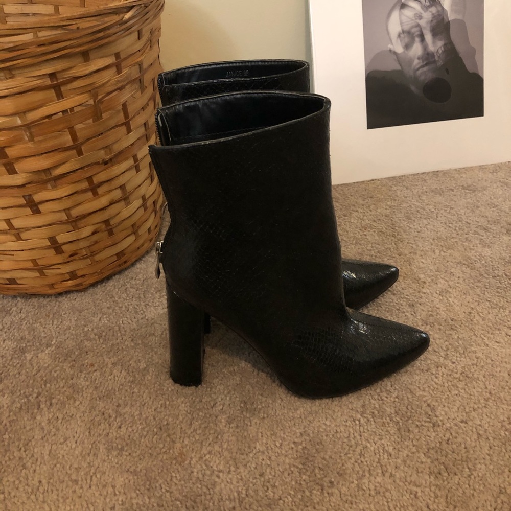Snake print Booties